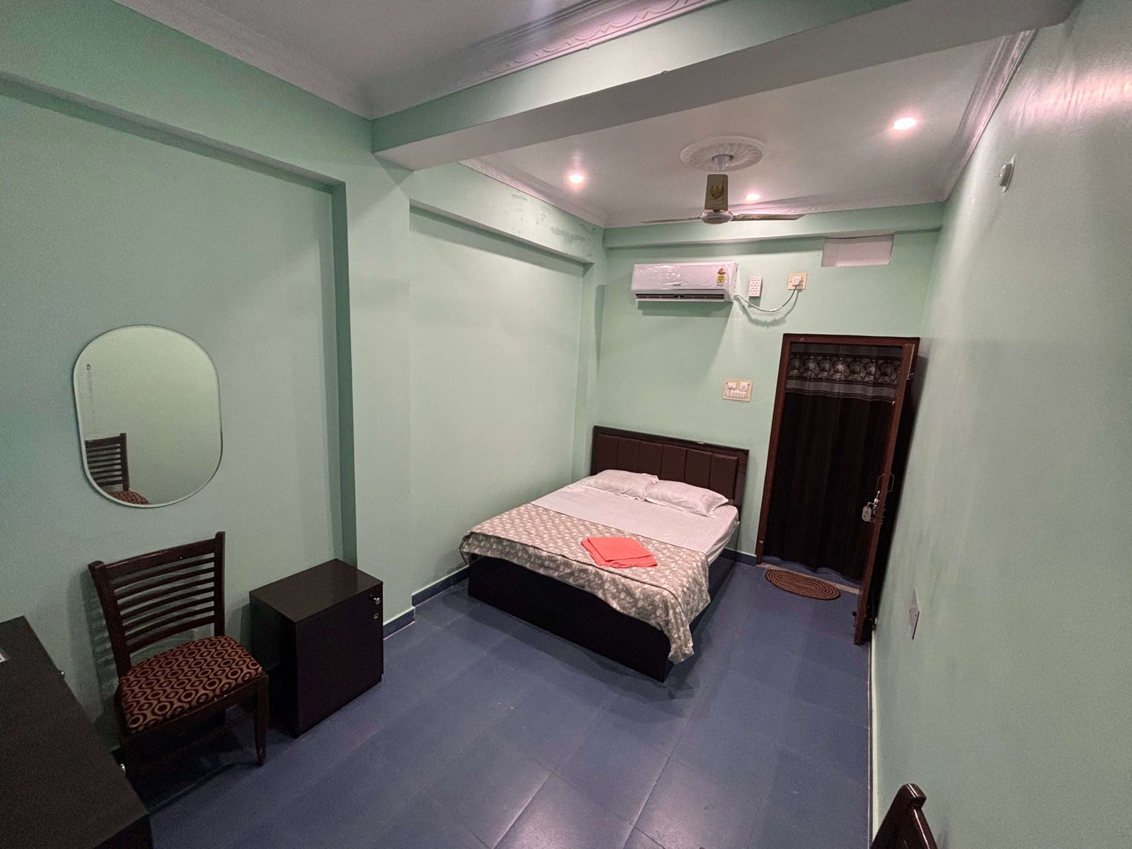 Deluxe Garden View Room